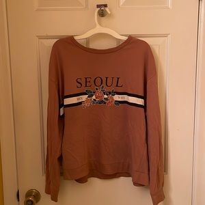 Light pink medium H&M sleeve printed shirt